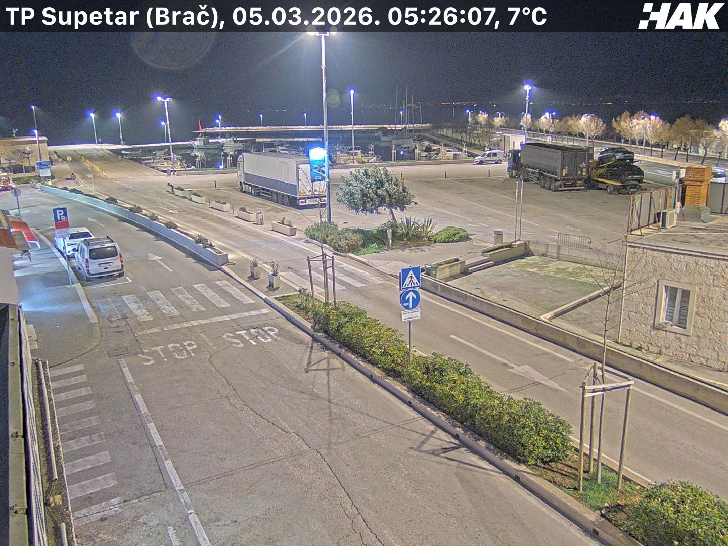 Supetar ferry port webcam Supetar ferry port webcam